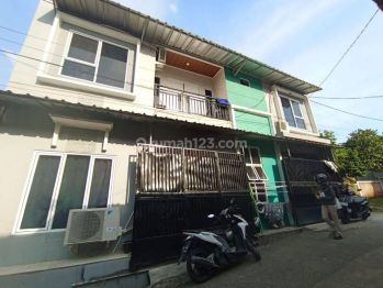 Rumah Bagus Siap Huni 2 Lantai Nempel Komplek GDC Depok