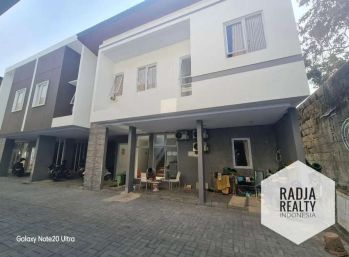 Kost Exclusive Furnish 14 Kamar Full Penghuni Di JL. Magelang Km. 3