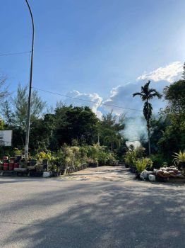 Di sewakan tanah pinggir jalan besar