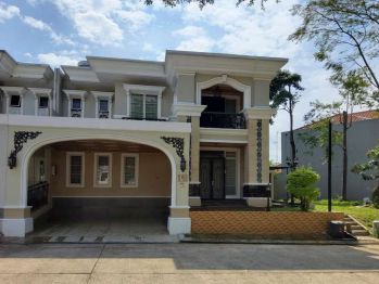 Disewakan Rumah Premium Emerald Mansion Lippo Cikarang