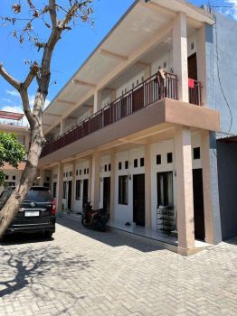 KOS KOSAN 21 KAMAR DI DEPAN UNRAM