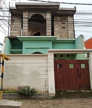 Ploso Timur 2 Lantai Strategis Siap Huni