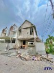 thumbnail-dijual-sisa-1-unit-rumah-mewah-hoek-scandinavian-di-manyar-1