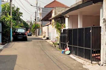 Dijual Rumah Kayu Putih Bu