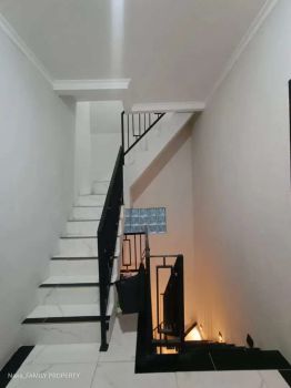 TURUN HARGA MURAH.Rumah Siap Huni Townhouse dekat ke RS Suyoto Veteran