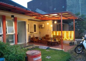 Rumah cantik.semi furnished kencana wangi margacinta buahbatu bandung