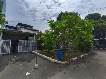 Dijual Rumah di Jatiwaringin Hanya  2KM ke Toll Pd.Gede