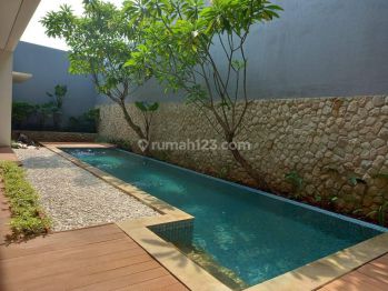 For Rent House Disewakan Rumah Mewah Bangunan 2 Lantai Semi Furnish Siap Huni