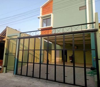 Jual Cepat || Kost Putri Ekslusive Baru 2Lt Solobaru