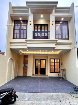RUMAH ASRI DAN NYAMAN DALAM CLUSTER
