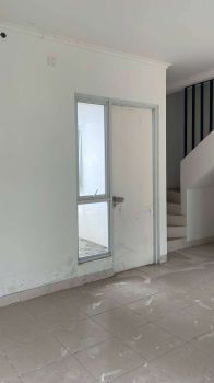 Dijual segera Rumah Baru 2 Lantai