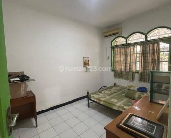 Dhyana Disewa Rumah Uk 6x15m di Tomang