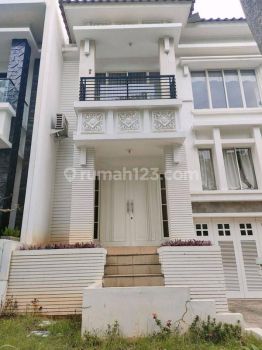 Rumah Crown Golf PIK Furnished Fasilitas Premium Asri & Nyaman