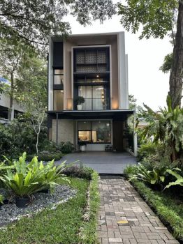 Rumah Resort 3 Lantai 7 x 12 di BSD City Promo Tanpa DP