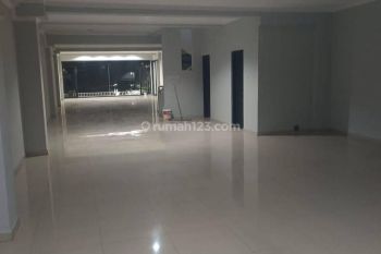 Disewakan Ruang Usaha Siap Pakai Di Main road Surya Sumantri