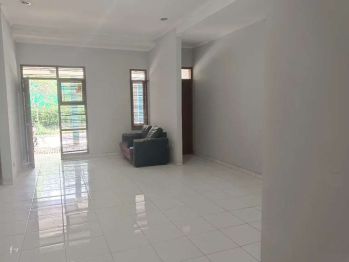 Disewakan rumah di Sarie Bunga Bakung Residence