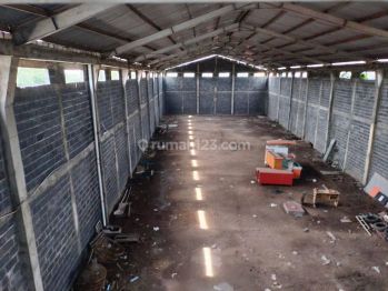 Gudang Strategis di Sidoarjo