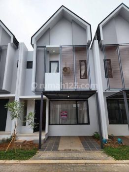 Rumah 2 lantai furnished bagus Rumah Lainnya 2 Lantai Baru