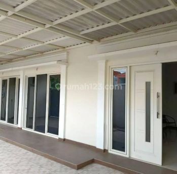 Rumah 2 Tingkat Lux siap huni