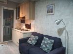 thumbnail-disewakan-cozy-apt-green-pramuka-2br-full-furnished-9