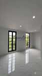 thumbnail-rumah-mewah-dekat-universitas-indonesia-di-moena-lakeview-residence-2