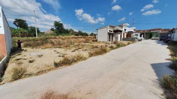 Tanah kaliwungu bebas banjir siap balik nama jalan 7 meter