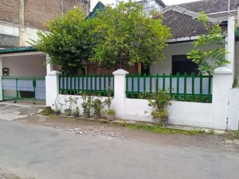 Rumah 214m Mendungan Pabelan UMS solo