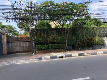 Dijual Tanah Komersil di Bintaro Jakarta Selata. Pinggir Jalan Raya.