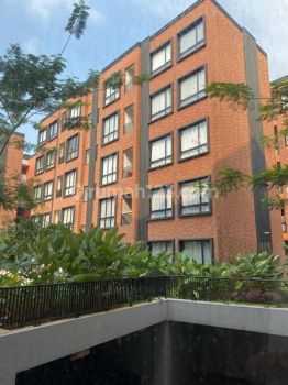Apartemen The Llyod Signature Alam Sutera Ira