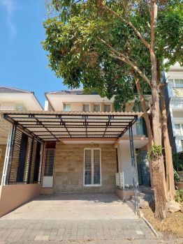 Disewakan Rumah 2 Lantai Semi Furnish Siap Huni di Eastwood Citraland