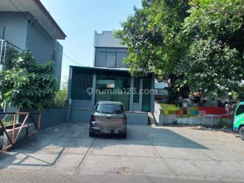 Di Sewakan Ruko di Kebon Jeruk Jakarta barat. Muraahhh bangeettt