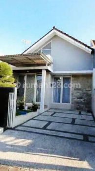 rumah cantik di perum austinville malang