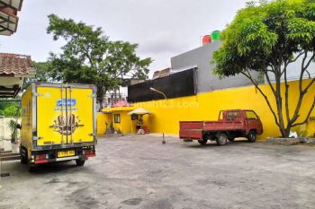 Dijual kantor dan gudang, ada cooling room minus 20 derajat.