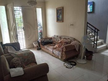 Rumah 2 lantai siap huni di Royal Residence Pulogebang