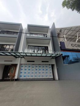 Ruko Baru Siap Pakai di Pusat Kota Jalan Naripan Bandung