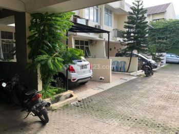 Rumah 3 Lantai Dalam Komplek Green Rafflesia Baru Cet Ulang