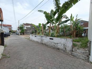 200meter Jl.gedongkuning, Selatan Jec Jogja