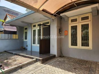Rumah Murah 1,5 Lantai Minimalis Semi Furnish Siap Huni Dekat Pasar Modern Di