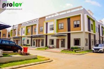 Dijual Rumah kos aktif di Galuh mas Karawang Harga Murah