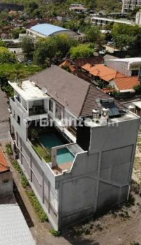 RUKO BESAR DAN BAGUS EX SHOWROOM DI ULUWATU