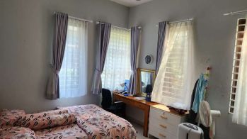 Dijual Rumah Asri With Swimming Pool, Sektor 9 Bintaro