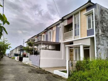 RUMAH MINIMALIS MEWAH SUKUN KOTA MALANG