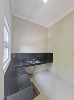 Rumah bagus minimalis di colomadu solo