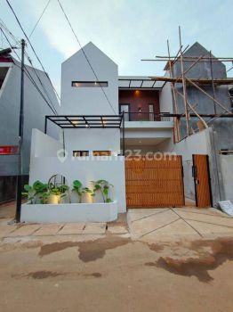 Di Jual Rumah Design Modern di Duren Sawit Jakarta Timur