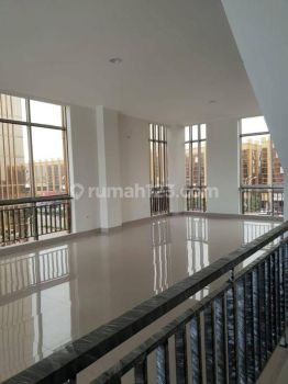 Disewakan Ruko di Beach View PIK, Lokasi Strategis