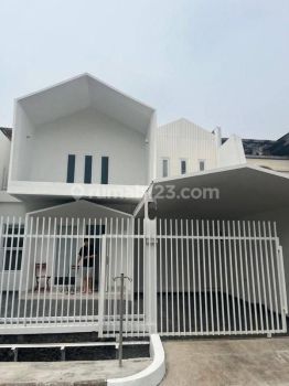 Disewakan Cepat Rumah Cantik di Taman Permata Buana, Kembangan