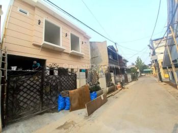 Jual Rumah baru 2 lantai di pusat kota bekasi! Siap Huni