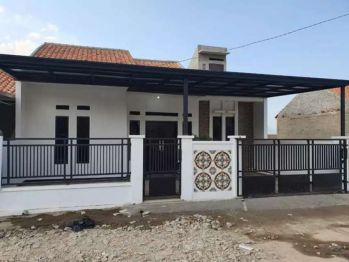 Rumah kompleks strategis cluster full spek