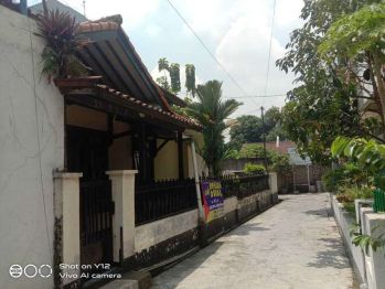 DI JUAL RUMAH LOKASI STRATEGIS DI JALAN BUAH BATU, belakang bank BTN