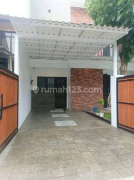 Rumah Bagus Sangat Siap Huni di Lokasi Paling Strategis di Cinere